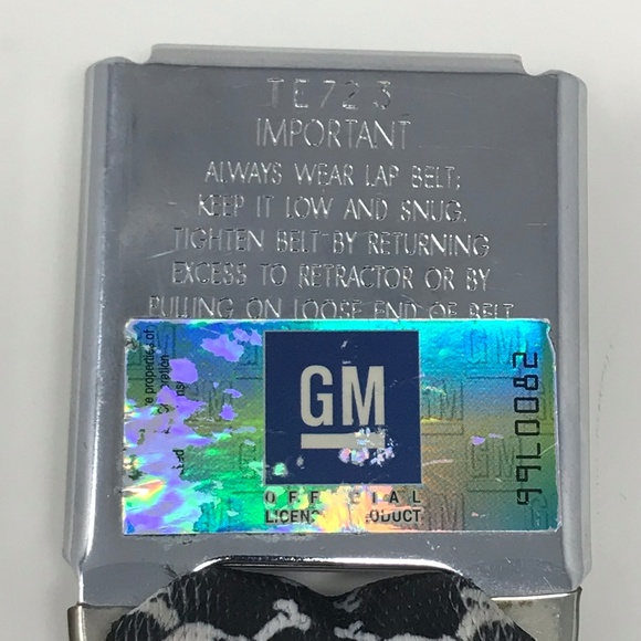 Buckle Down Belt Corvette Skull and Crossbones - Picture 4 of 6